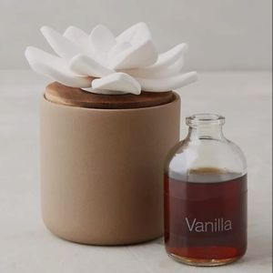 Anthropologie Eastern Bloom Clay Oil Diffuser by Bloomster NWT/in box